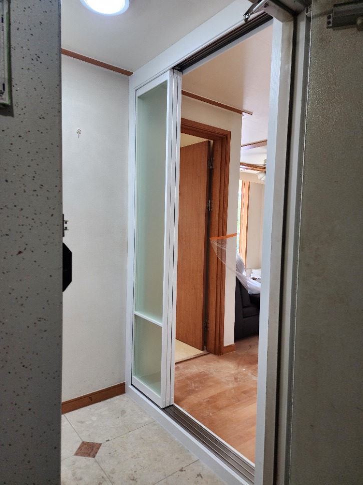 KakaoTalk_20250624_134342342_02.jpg