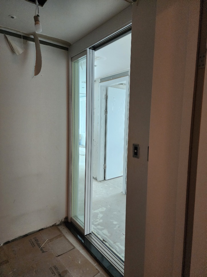 KakaoTalk_20250811_112705391_02.jpg