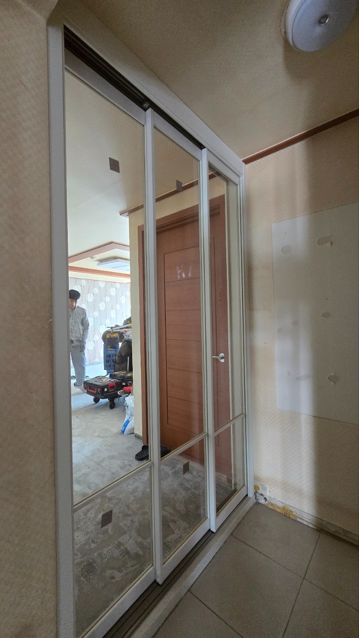 KakaoTalk_20250221_114337001_02.jpg
