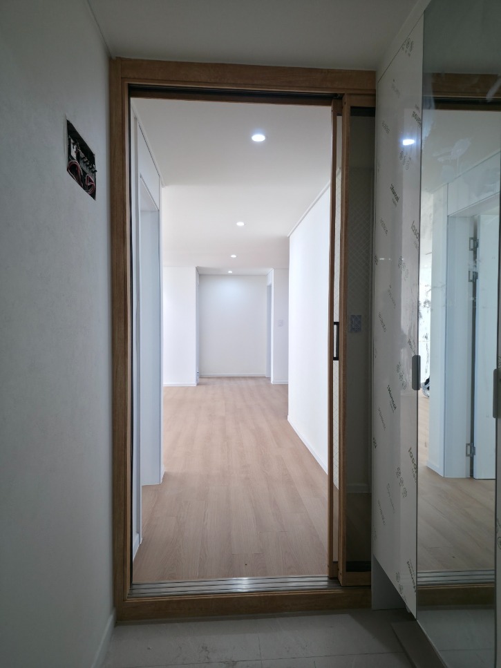 KakaoTalk_20261014_174647995_03.jpg